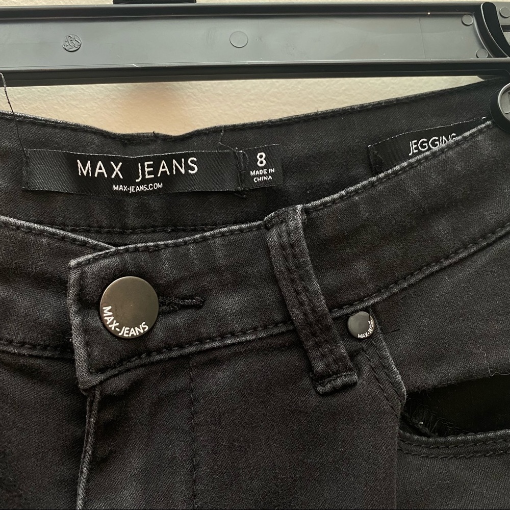 Max Jeans - Picture 5 of 6